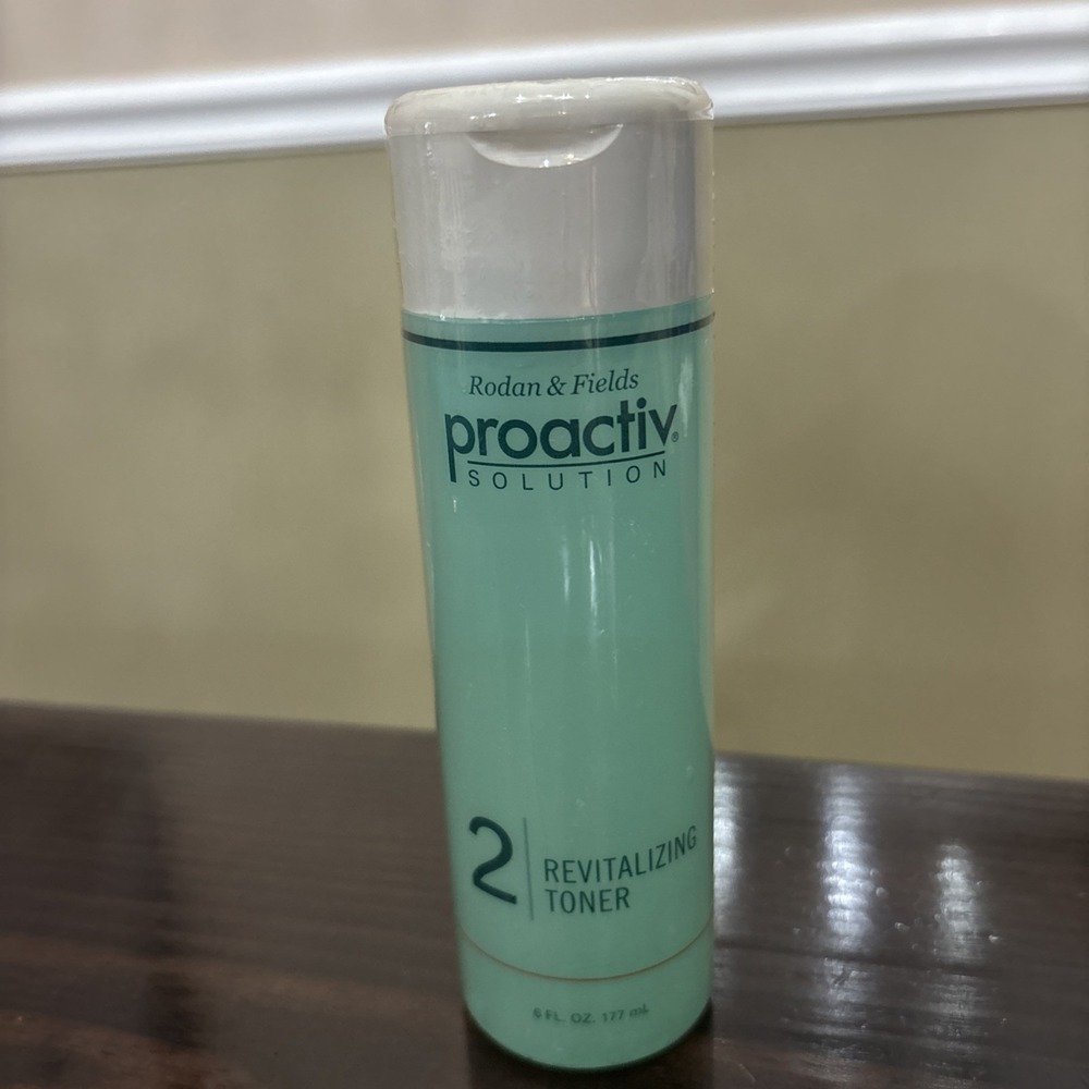 Proactiv Solution Revitalizing Toner 6 oz Step 2 Sealed